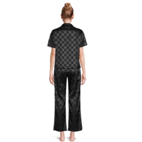 LISSOME WOMEN’S SATIN CHECKERED BOXY CROP TOP AND PANTS SLEEP SET - Picture 4 of 6